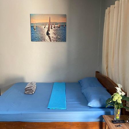 Alona Bohol Backpackers Hostel 邦劳 外观 照片