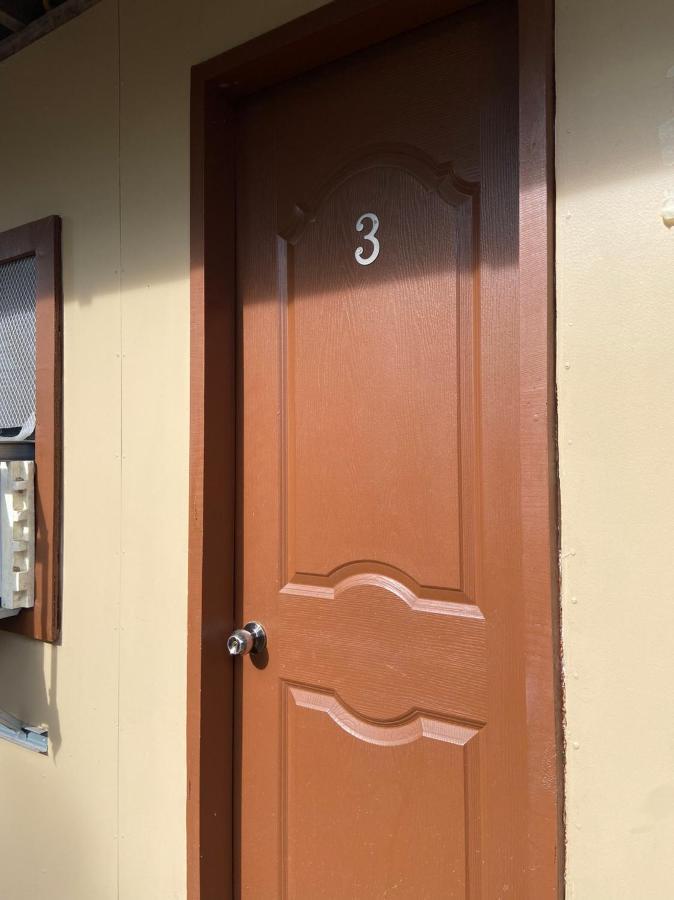 Alona Bohol Backpackers Hostel 邦劳 外观 照片